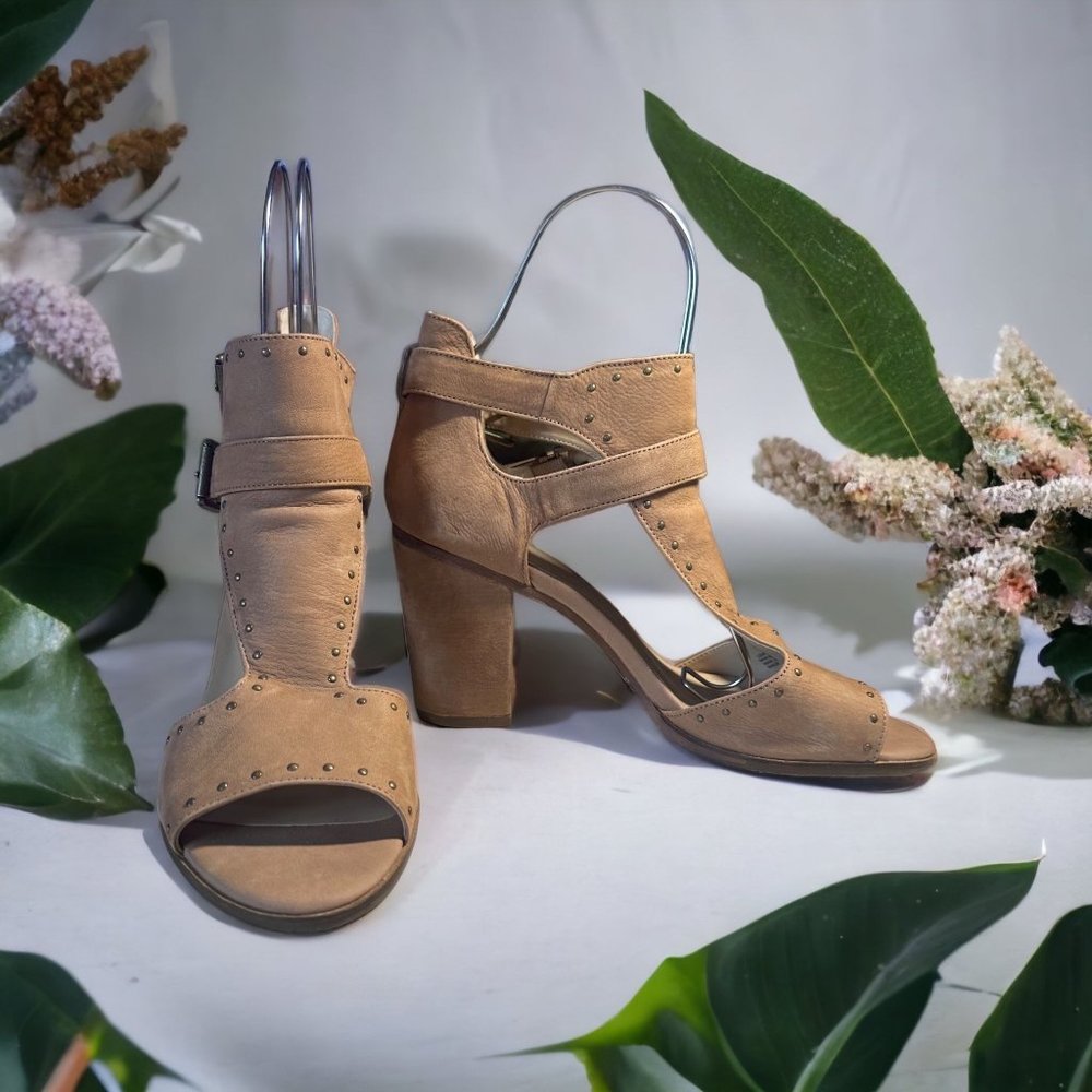 Vince Camuto Tan Cut-out Open-toe Leather Studded Block Heels 10M